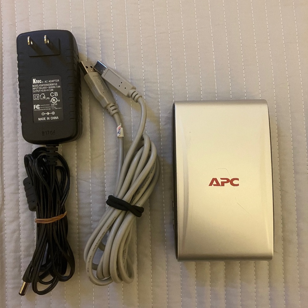APC USB2HUB-7P-1V, Ideal for Connecting Many USB Devices